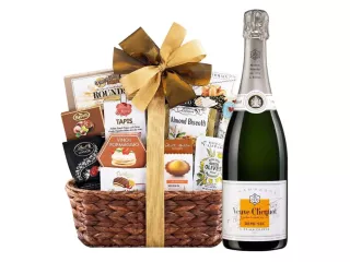 thoughtful-wine-gift-basket-for-coworkers-small-0