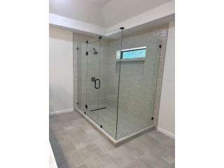 bathroom-remodeling-in-sachse-by-oak-custom-remodeling-small-3