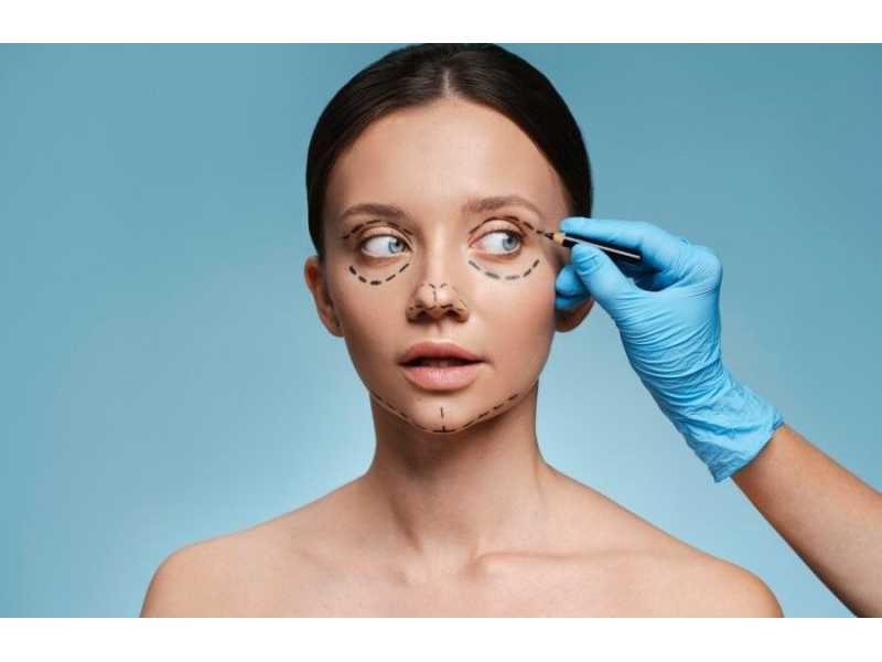 experienced-blepharoplasty-surgeons-in-miami-small-0
