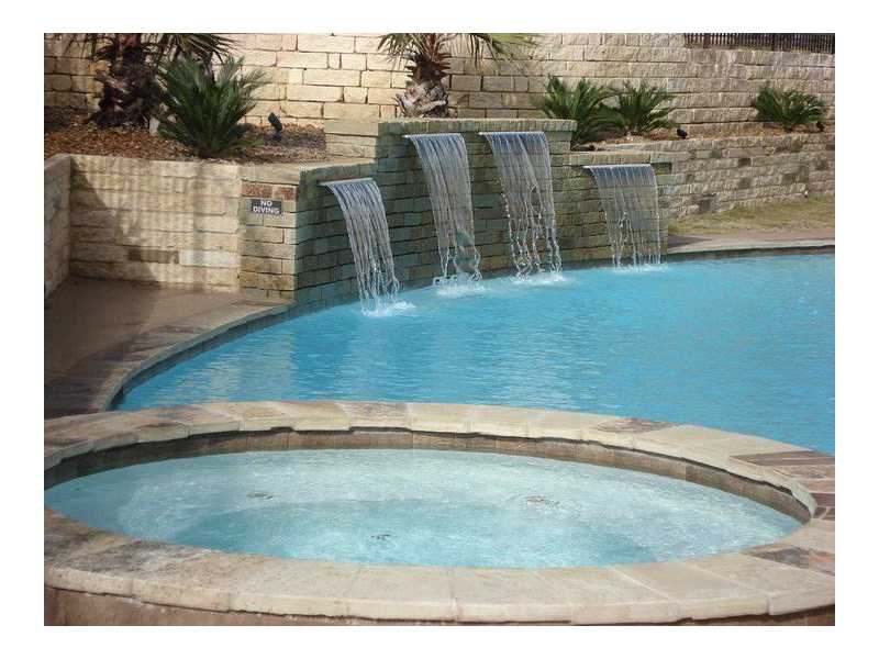 pet-friendly-medical-center-apartments-small-0