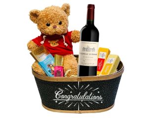 celebrate-success-with-a-premium-graduation-wine-basket-small-0