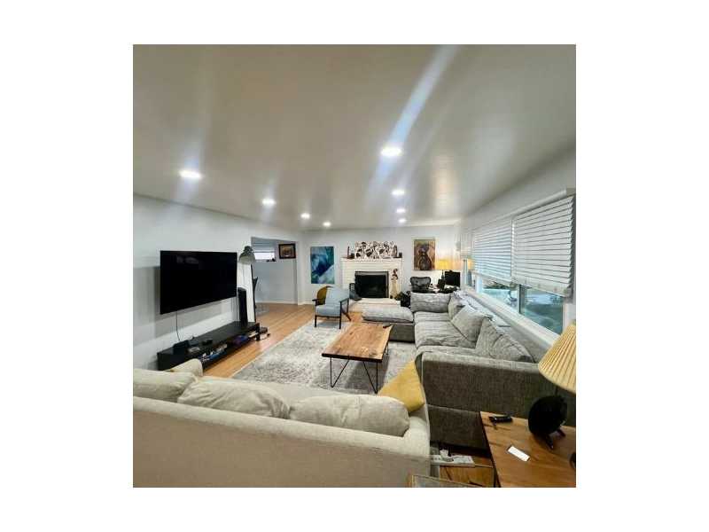 settle-in-comfortably-with-monthly-rentals-in-oakland-small-0