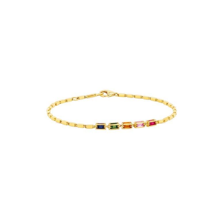 shop-women-gold-bracelets-for-the-spring-season-big-1