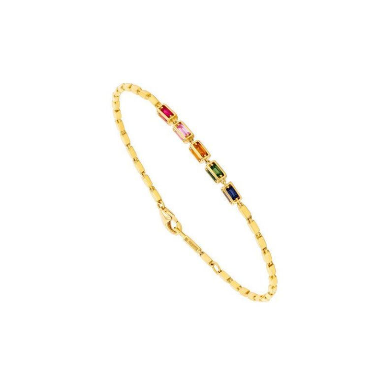 shop-women-gold-bracelets-for-the-spring-season-big-0