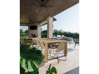 lake-lbj-vacation-home-rentals-small-0