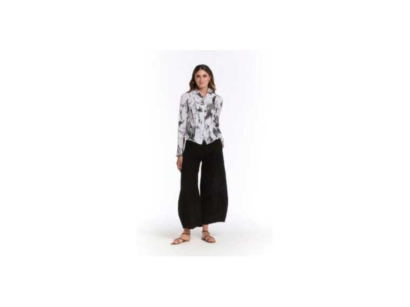 shop-womens-tops-and-blouses-for-chic-everyday-style-small-0