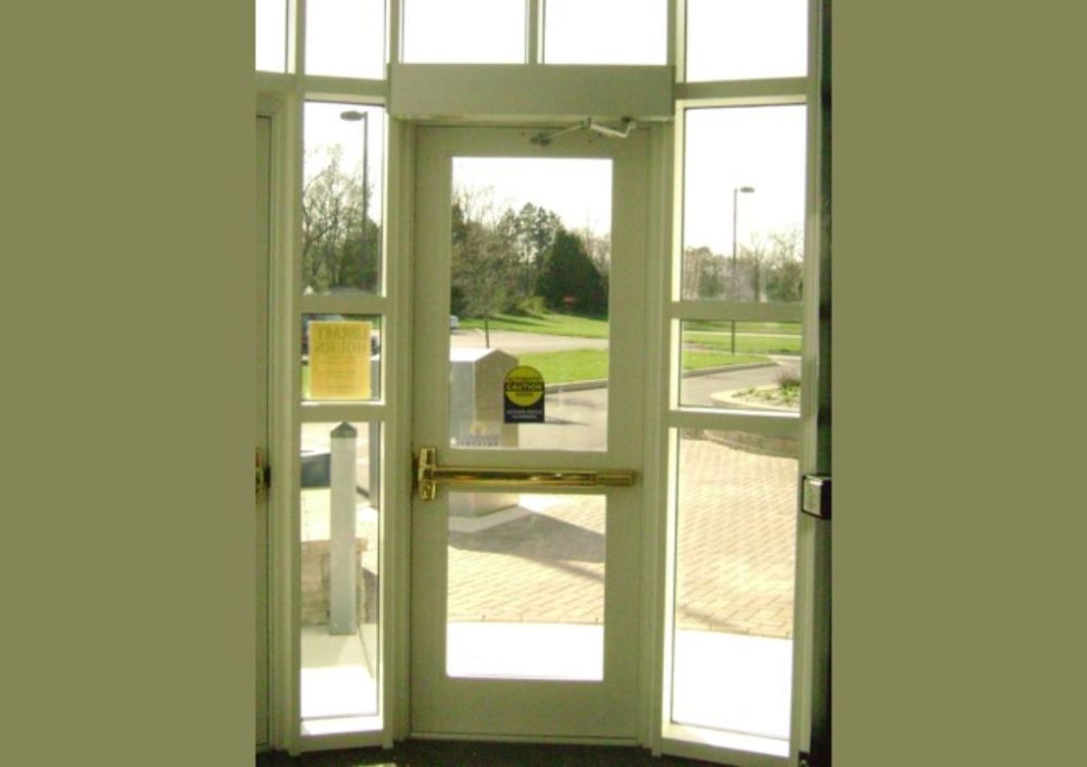 business-ada-door-installation-services-big-0