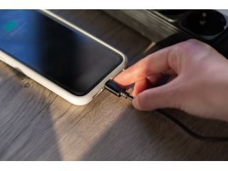 affordable-charging-port-repair-in-indianapolis-small-0