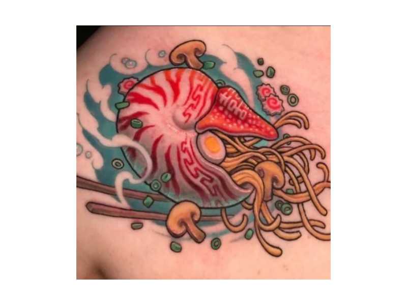 fine-line-tattoo-in-olympia-with-precision-small-0