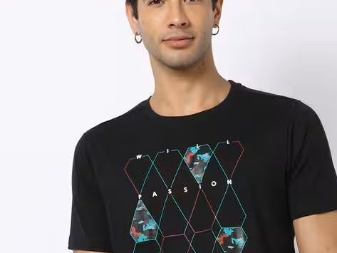 graphic-print-crew-neck-t-shirt