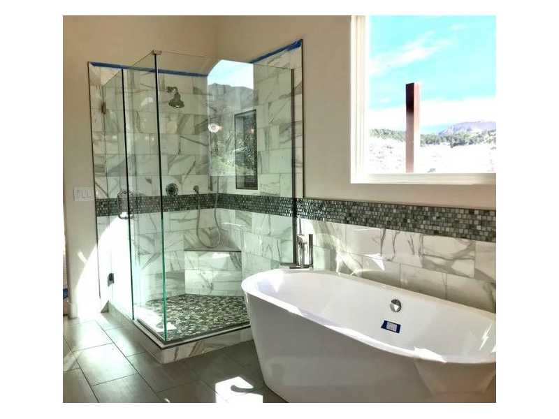bath-remodelling-in-pacific-beach-small-0
