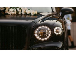 wedding-car-hire-book-luxury-wedding-cars-with-airtraveler-small-0