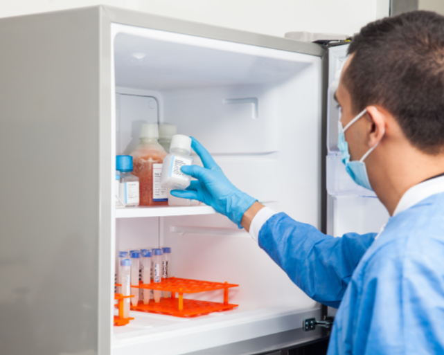 scientific-freezer-manufacturer-for-research-storage-needs