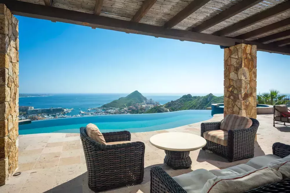 luxury-dining-in-your-own-paradise-big-0