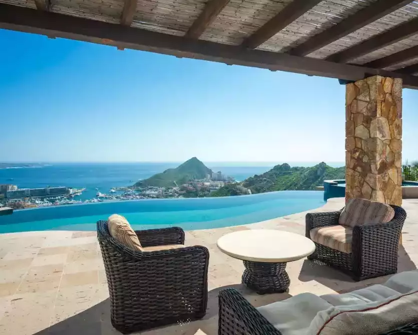 luxury-dining-in-your-own-paradise