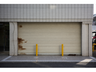 commercial-garage-doors-repairs-small-0