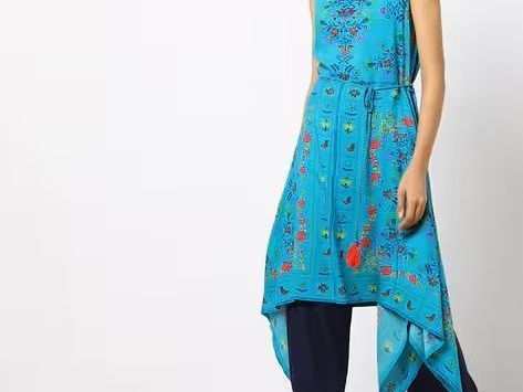 floral-print-hankerchief-dress
