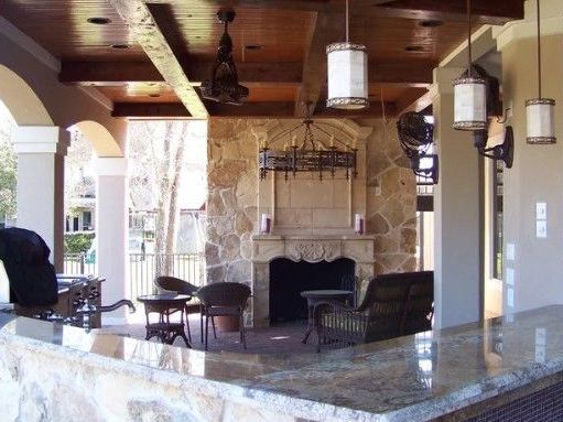 invest-in-luxury-using-custom-outdoor-kitchens-in-houston