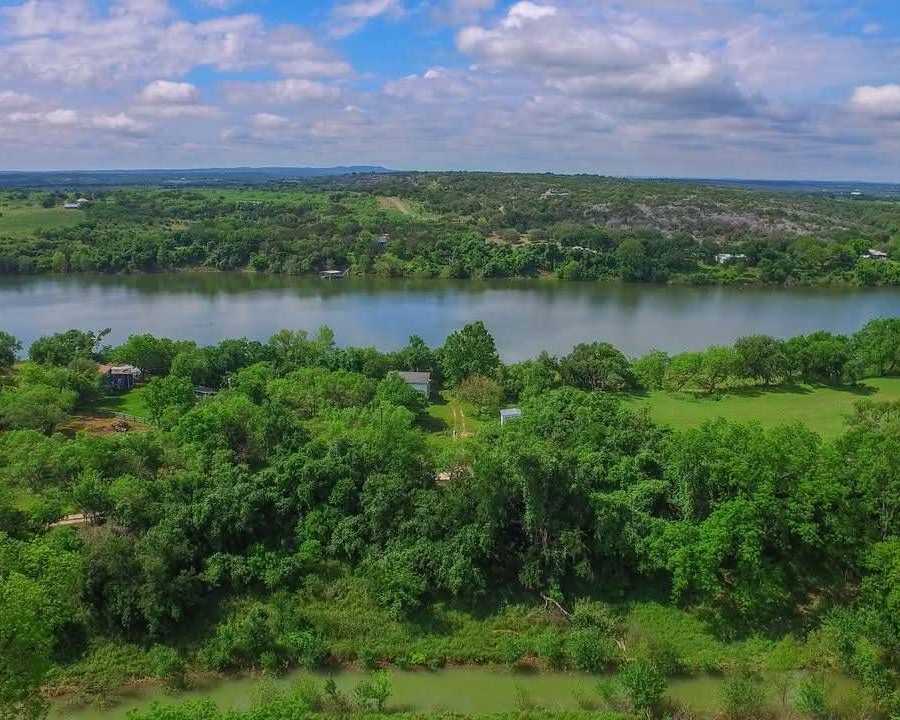 best-agent-to-sell-land-in-highland-lakes-with-market-knowledge