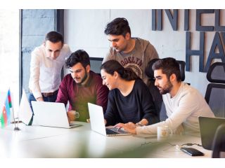 grow-your-brand-with-delhis-leading-digital-experts-small-0