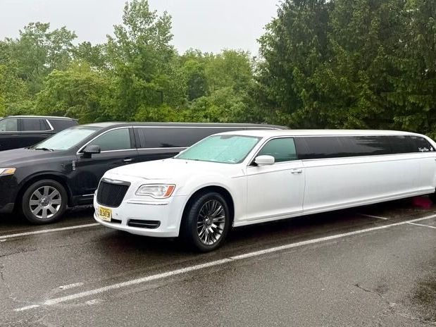 book-a-roundtrip-wedding-shuttle-nj-with-group-travel-options