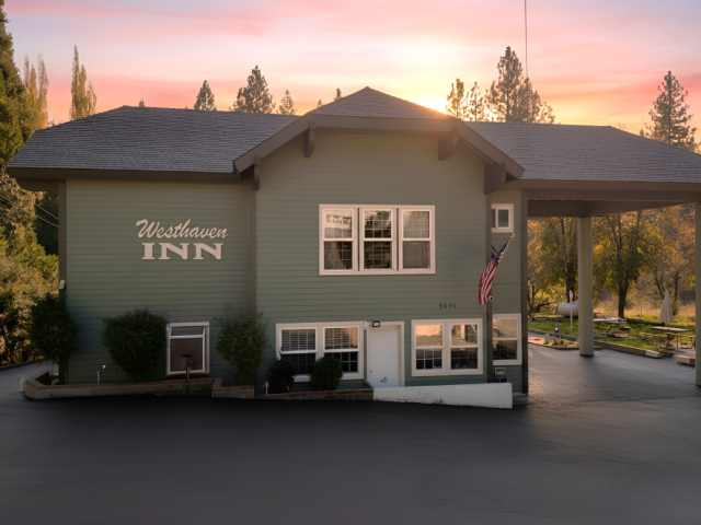 book-queen-size-bed-room-in-pollock-pines-ca