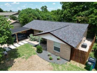 fast-roof-insurance-claims-and-replacements-in-austin-small-0