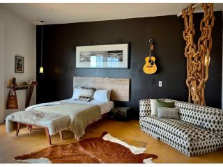 a-hidden-desert-escape-in-the-eastern-sierra-small-2