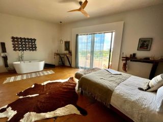 a-hidden-desert-escape-in-the-eastern-sierra-small-3