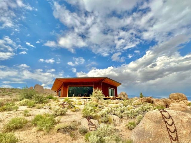 a-hidden-desert-escape-in-the-eastern-sierra
