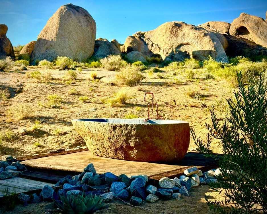 a-hidden-ghost-town-escape-in-the-california-desert