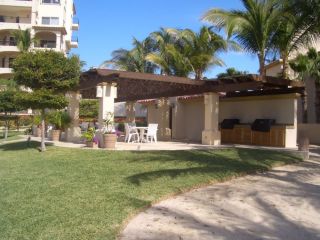 book-the-perfect-vacation-home-in-baja-california-sur-small-0