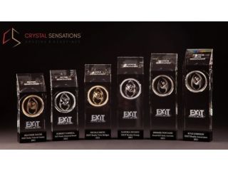 luxury-engraved-crystal-awards-for-corporate-recognition-small-0