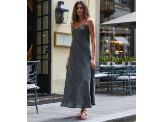 buy-stylish-italian-boutique-clothing-for-chic-spring-style-small-0