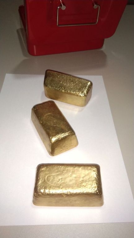 premium-gold-bars-buy-raw-gold-bars-gold-samples-big-0
