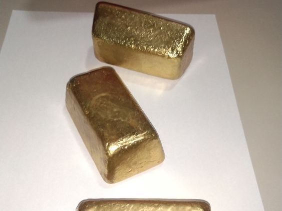 premium-gold-bars-buy-raw-gold-bars-gold-samples