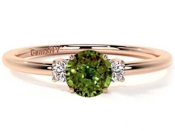luxury-natural-alexandrite-engagement-ring
