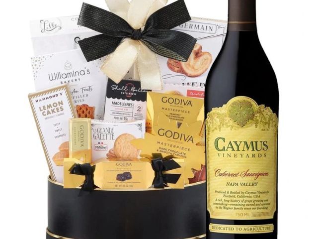 a-premium-retirement-wine-basket-for-a-well-earned-celebration