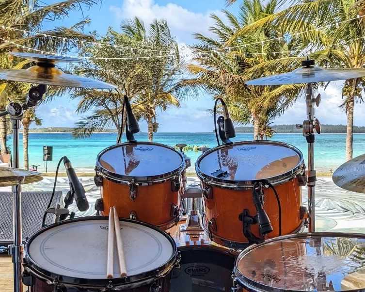 live-music-near-me-in-sint-maarten