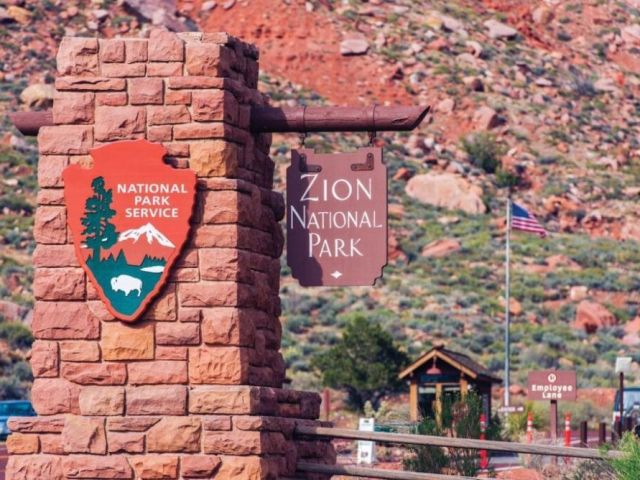 explore-private-tours-of-zion-national-park-with-expert