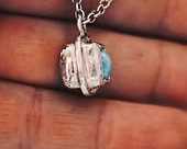 premium-artisan-silver-necklace-for-women-lugdun-artisans