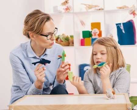 childhood-trauma-therapy-for-adults-and-young-individuals