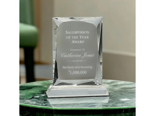 trusted-executive-personalized-corporate-gifts-small-0