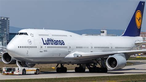 lufthansa-airlines-toronto-office-1-833-641-1988-big-0