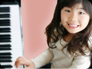 best-piano-lessons-for-kids-small-0