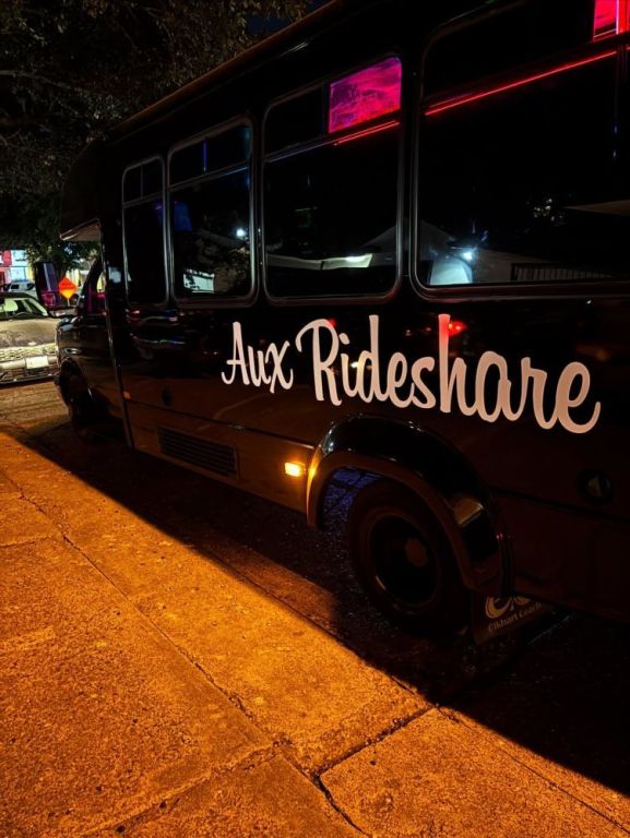 premium-luxury-rideshare-services-in-dallas-big-2