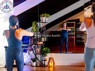 looking-for-a-calm-and-beginner-friendly-yoga-studio-austin-small-0