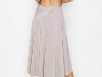 reversible-dress-styles-that-bring-versatility-to-modern-fashion