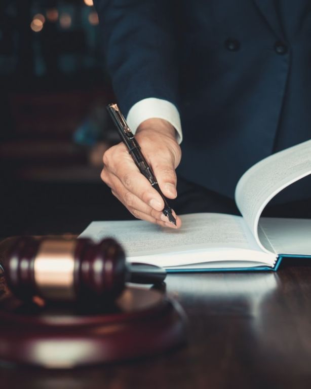 criminal-defense-attorney-in-hauppauge-ny-big-0