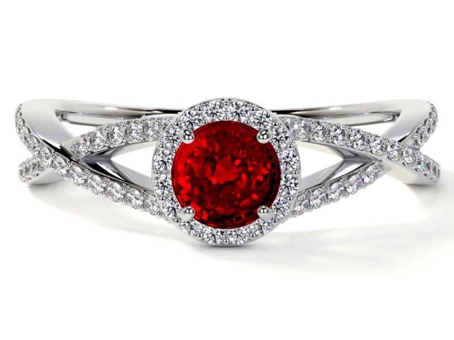 luxury-natural-ruby-rings-for-women-with-intertwined-band-design